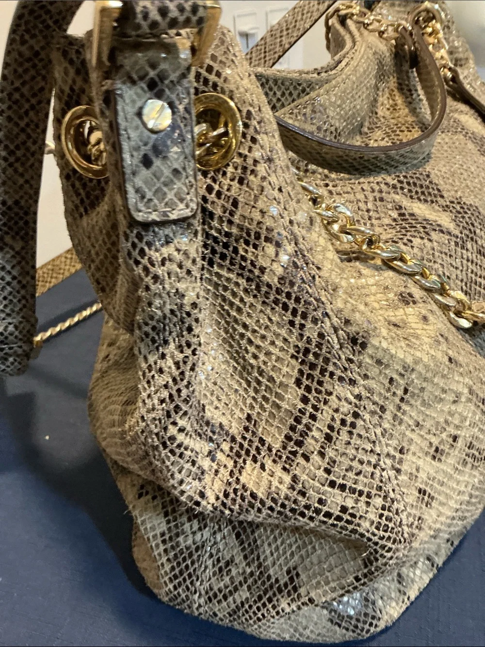MICHAEL KORS JET SET BAG